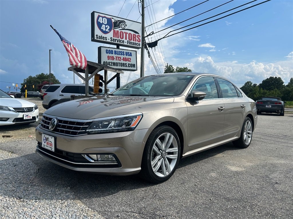 Used 2017 Volkswagen Passat 1.8T SEL Premium FWD image 9
