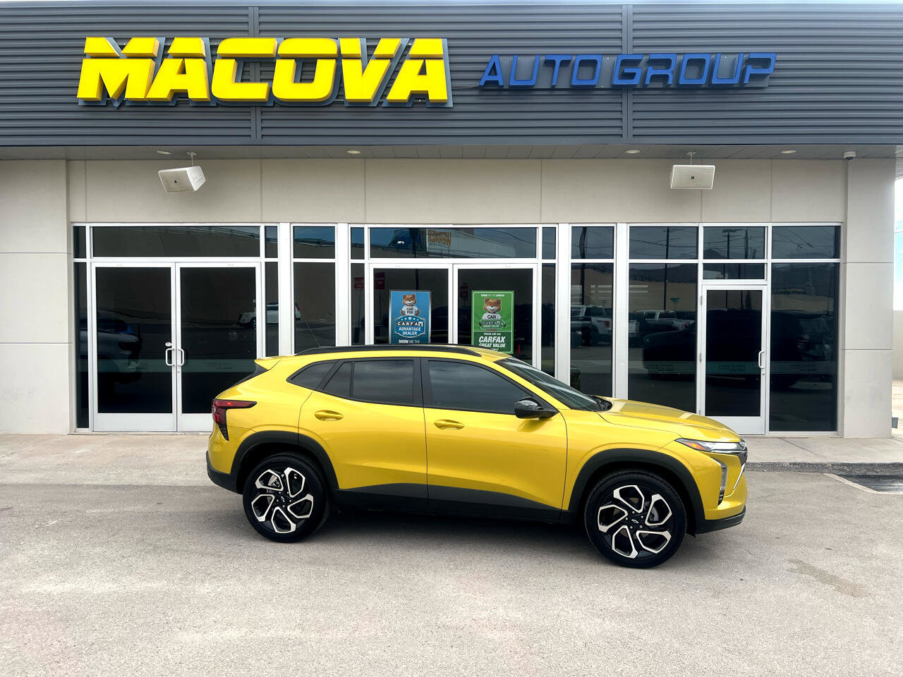 Used 2025 Chevrolet Trax RS w/ Driver Confidence Package image 1