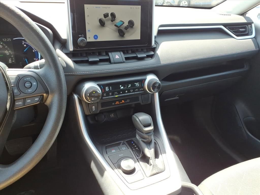 Certified 2025 Toyota RAV4 XLE image 26