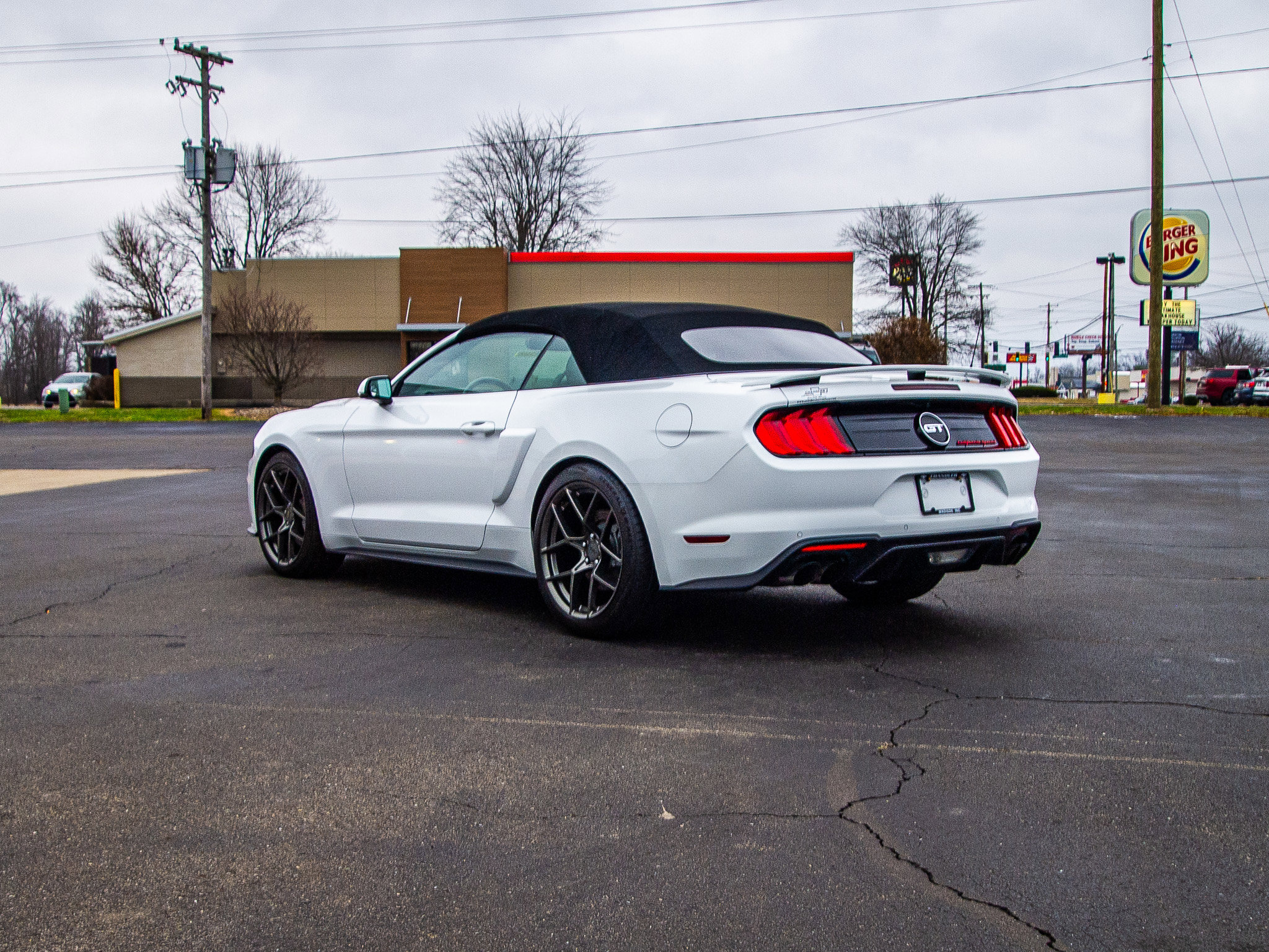 Used 2019 Ford Mustang GT Premium w/ Equipment Group 401A RWD image 5