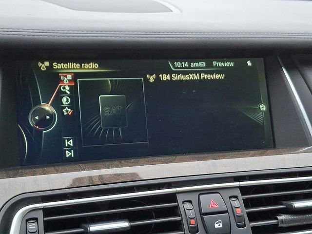 Used 2013 BMW 750Li image 21