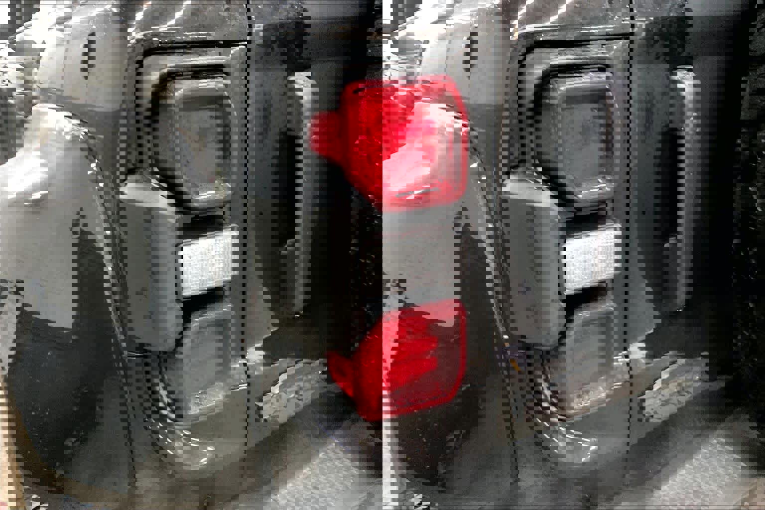 Used 2024 Ford Bronco Raptor w/ Interior Carbon Fiber Pack 6 image 31