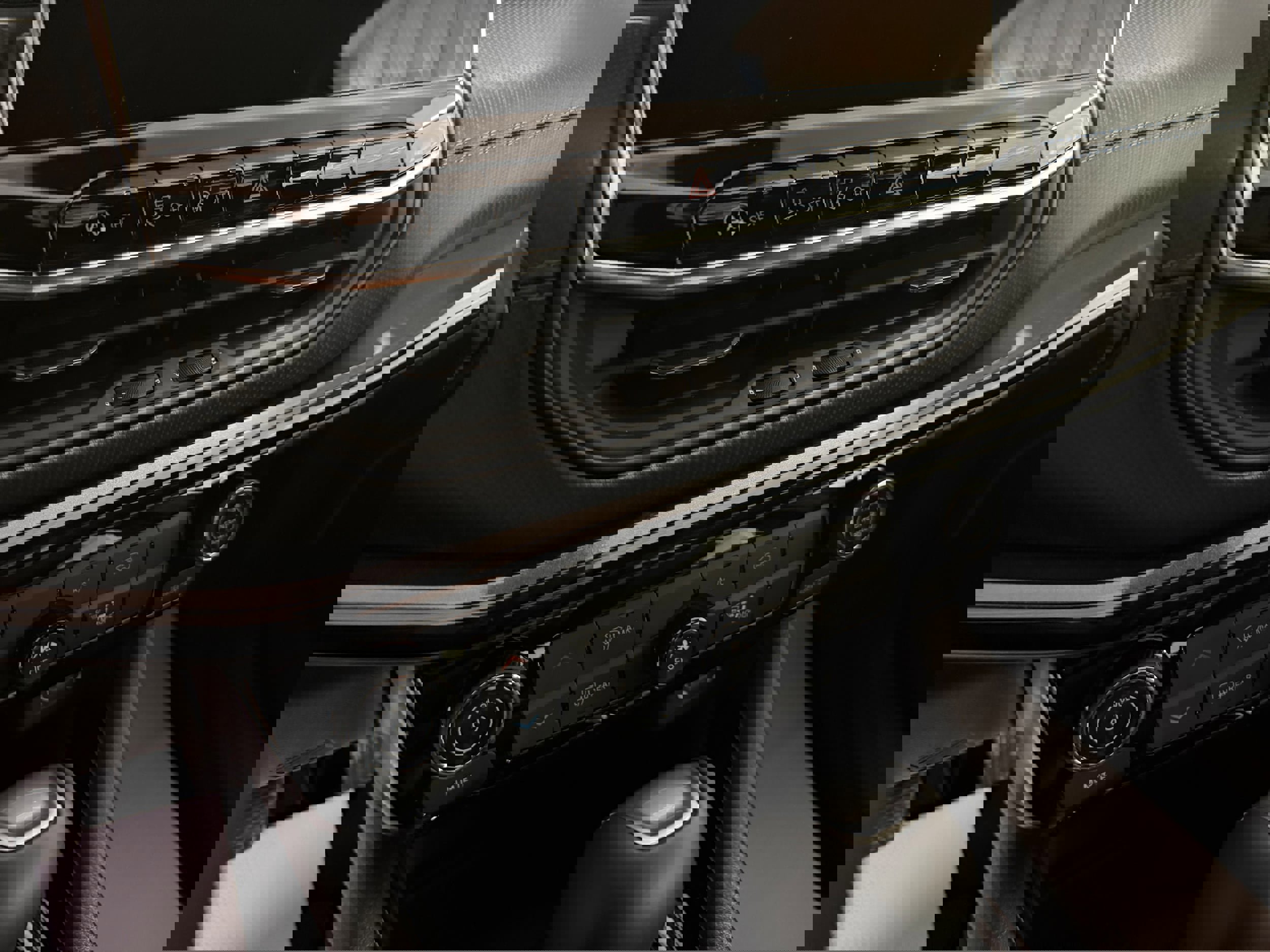 New 2026 Jeep Compass Latitude image 11