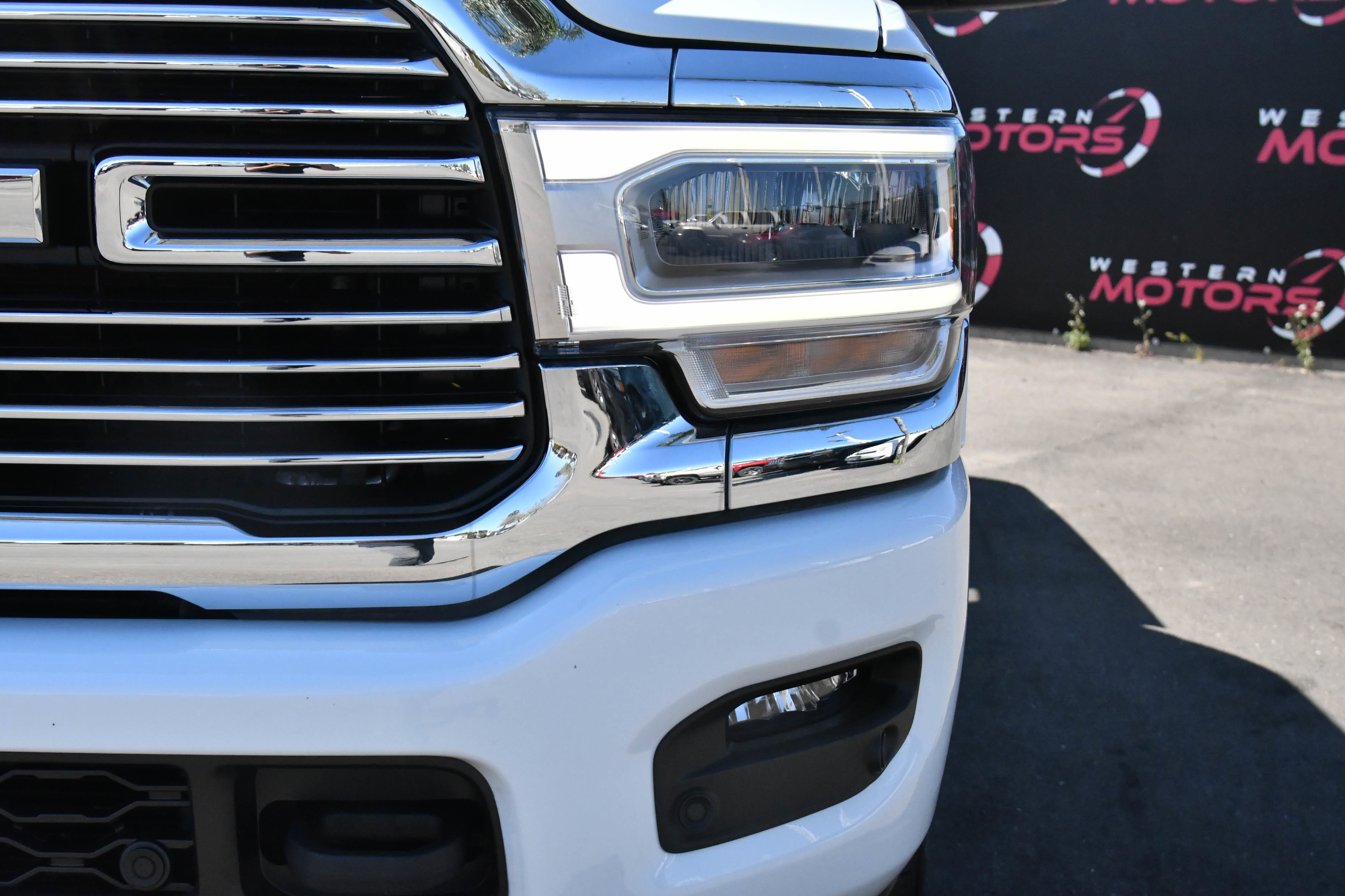 Used 2024 RAM 2500 Laramie image 11