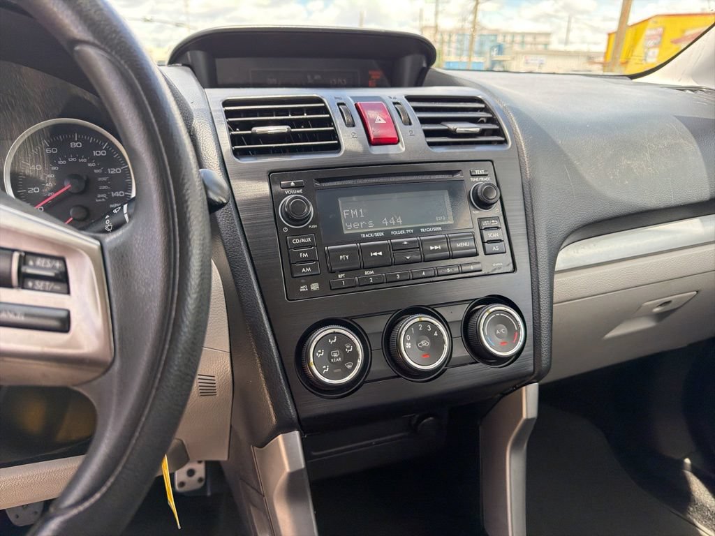 Used 2014 Subaru Forester 2.5i AWD/4WD image 11