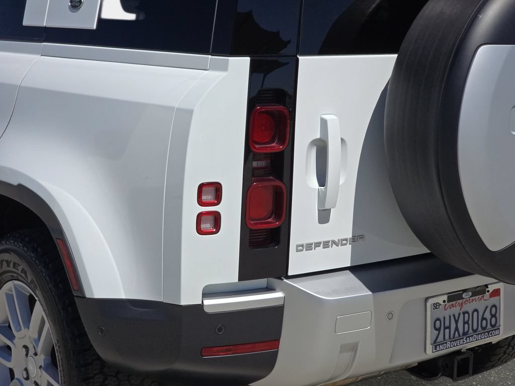 Certified 2023 Land Rover Defender 110 S AWD/4WD image 33