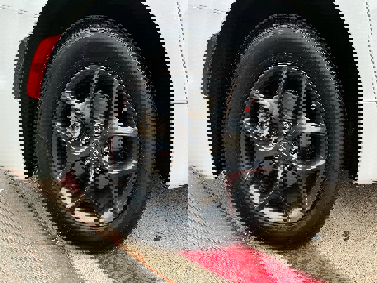 Used 2020 Chrysler Pacifica Touring-L Plus w/ S Appearance Package image 9