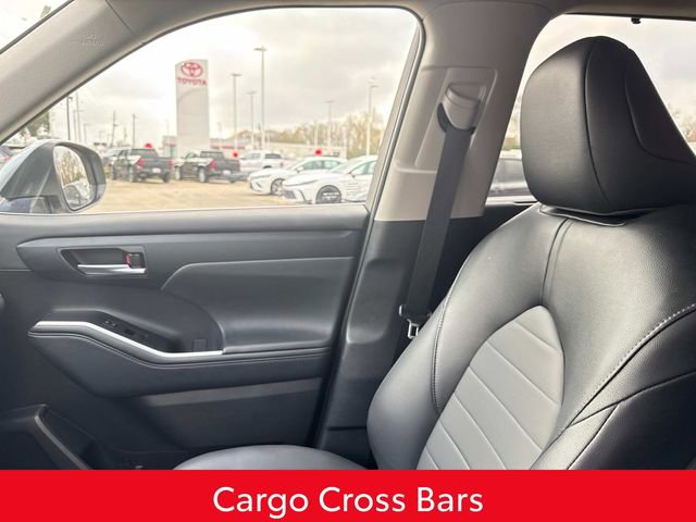 Used 2025 Toyota Highlander XLE image 23