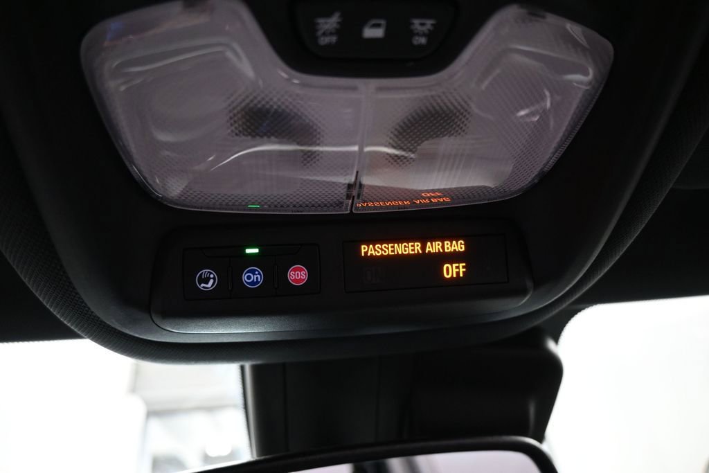 Used 2021 Chevrolet TrailBlazer RS w/ Sun and Liftgate Package FWD image 32