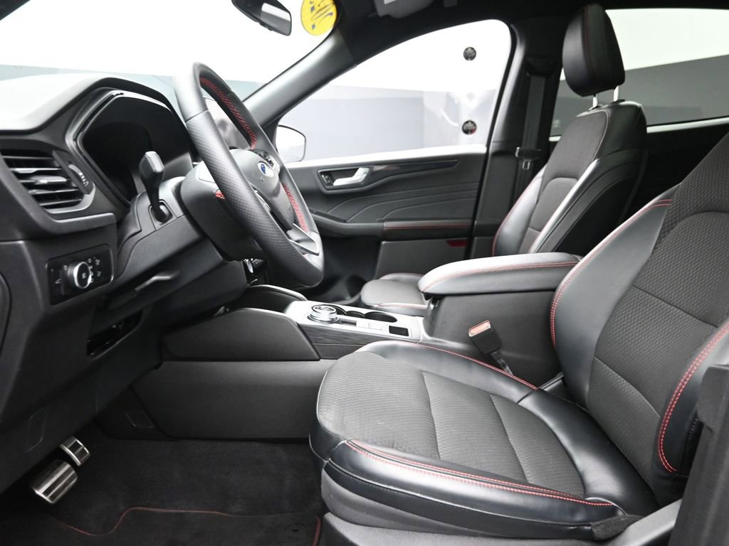 Used 2023 Ford Escape ST-Line Select w/ Tech Pack #2 AWD/4WD image 14