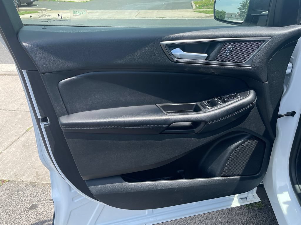 Used 2023 Ford Edge SE w/ Cargo Accessory Package AWD/4WD image 12