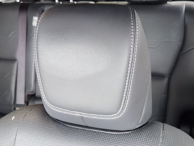 Used 2024 Lexus GX 550 w/ Accessory Package (Z1) AWD/4WD image 24