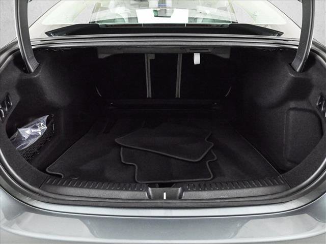 Used 2024 Mercedes-Benz E 350 4MATIC Sedan image 6