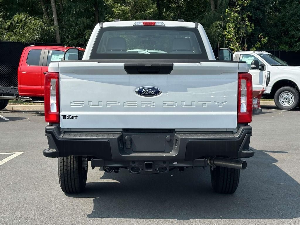 New 2026 Ford F250 XL w/ XL Driver Assist Package AWD/4WD image 4