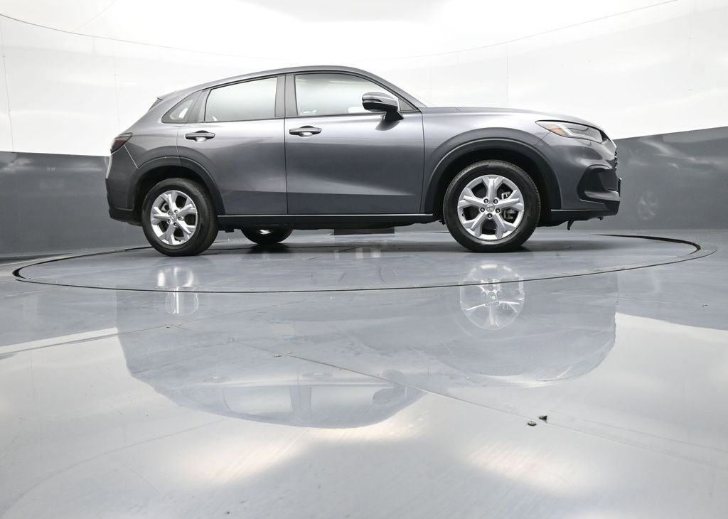 Certified 2023 Honda HR-V LX image 27
