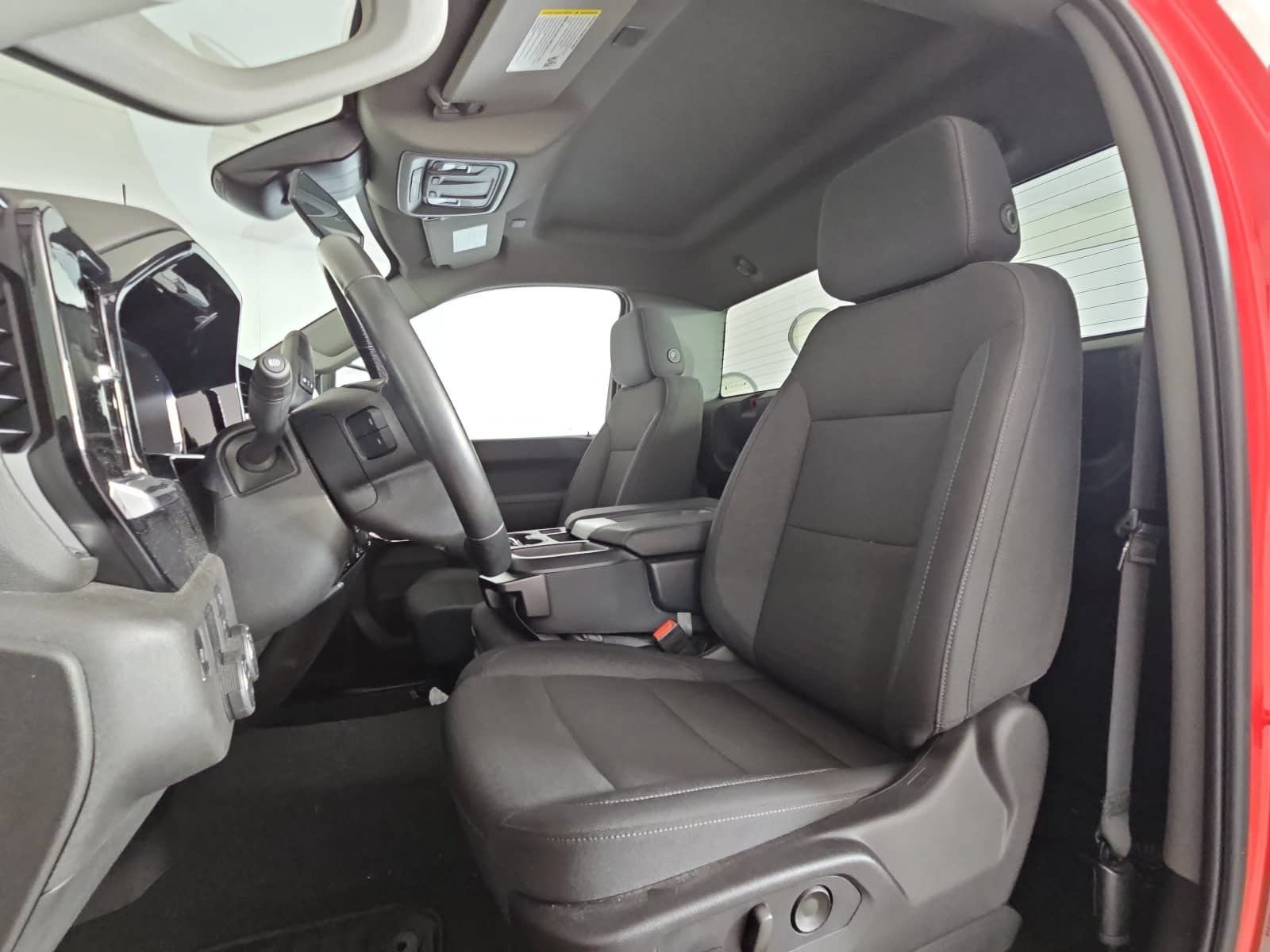 Used 2025 Chevrolet Silverado 2500 LT w/ Convenience Package RWD image 11