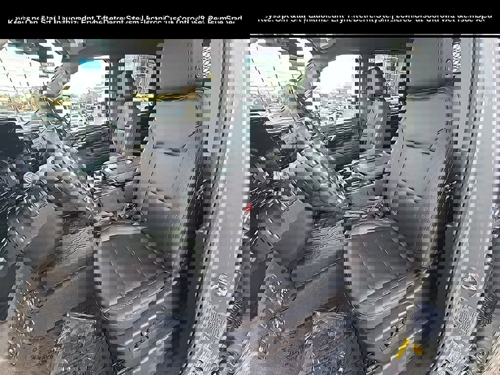 Used 2024 Chevrolet Silverado 2500 LT w/ Convenience Package image 13