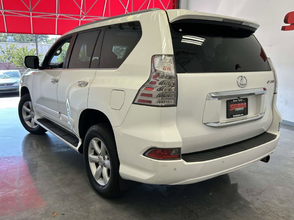 Used 2018 Lexus GX 460 w/ Navigation Package AWD/4WD image 5