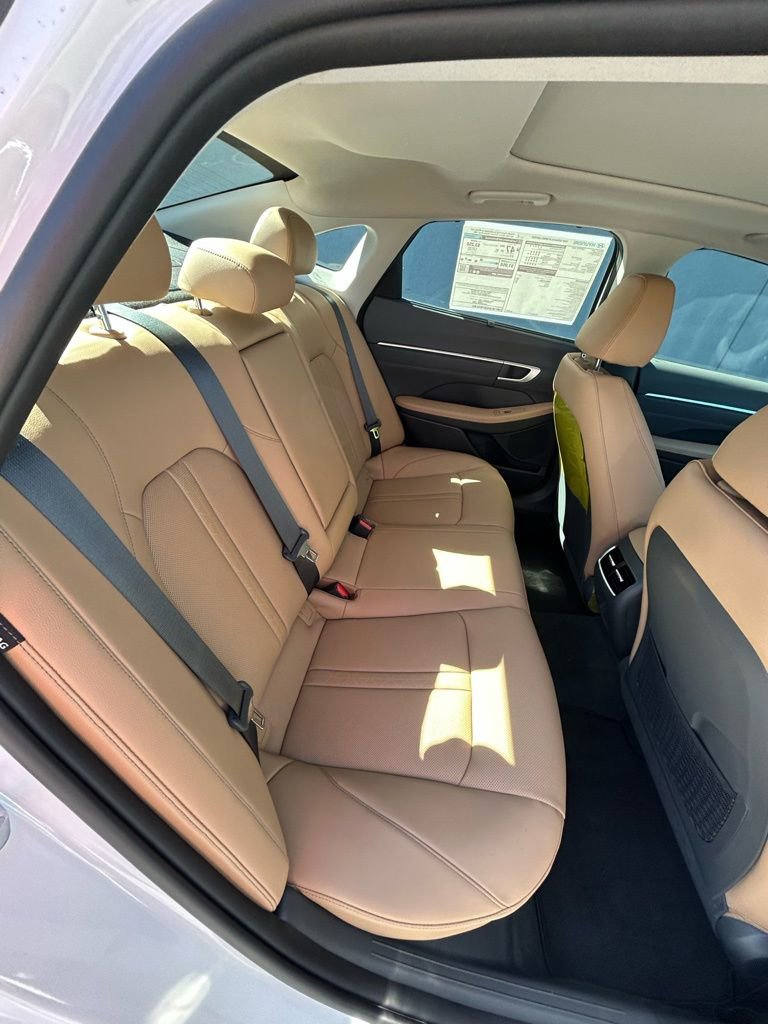 New 2026 Hyundai Sonata Limited FWD image 16
