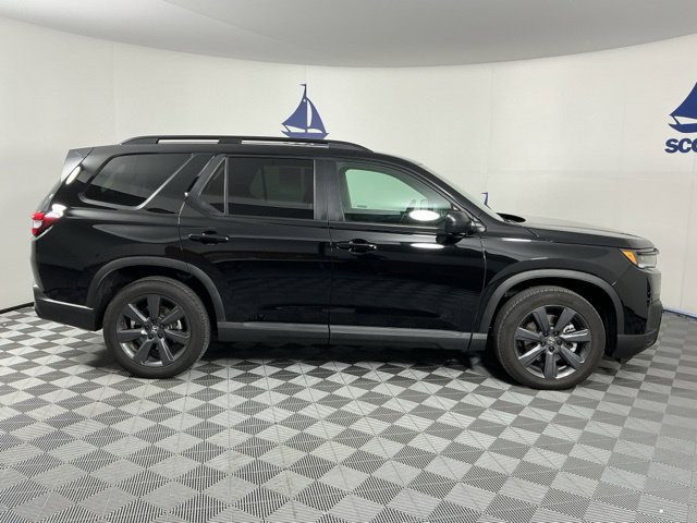 Certified 2026 Honda Pilot Sport image 6