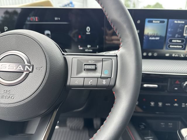 New 2026 Nissan Kicks SR FWD image 17