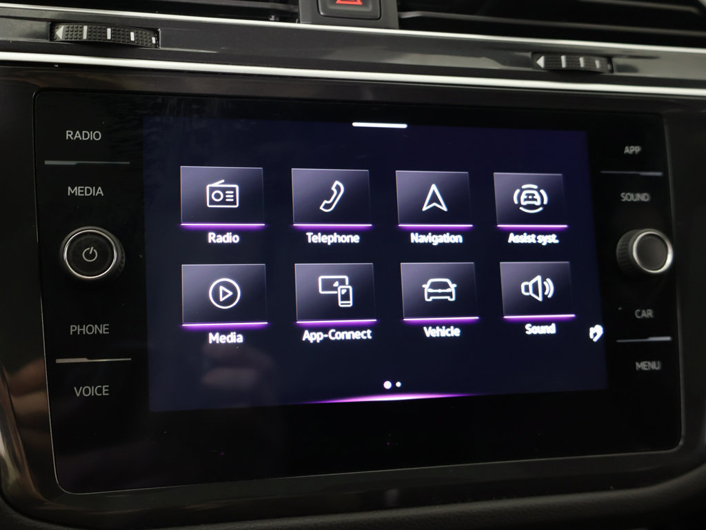 Used 2024 Volkswagen Tiguan SE R-Line AWD/4WD image 46