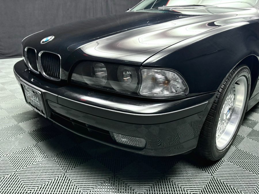 Used 2000 BMW 528i Sedan image 12