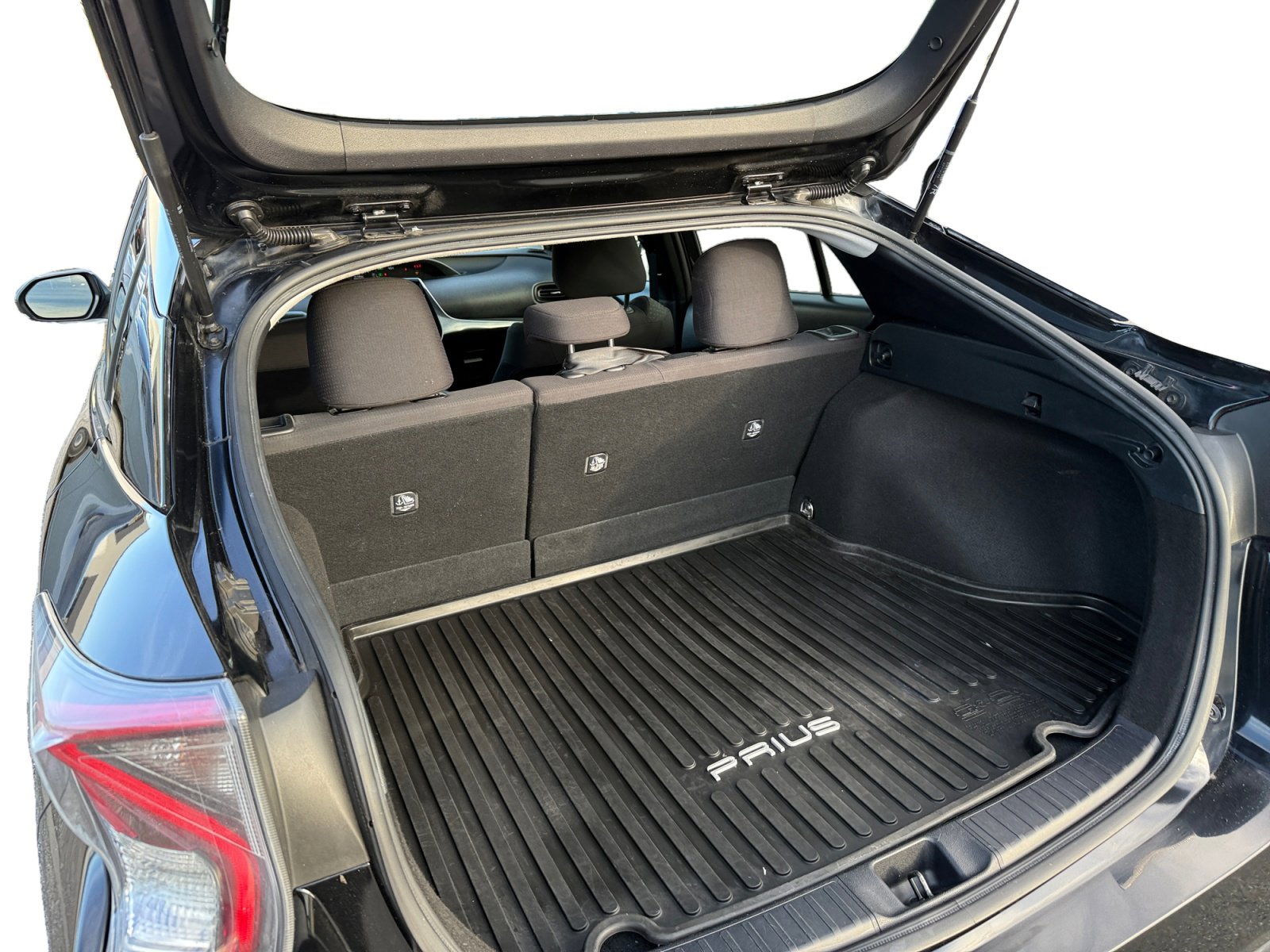 Used 2017 Toyota Prius Two image 12