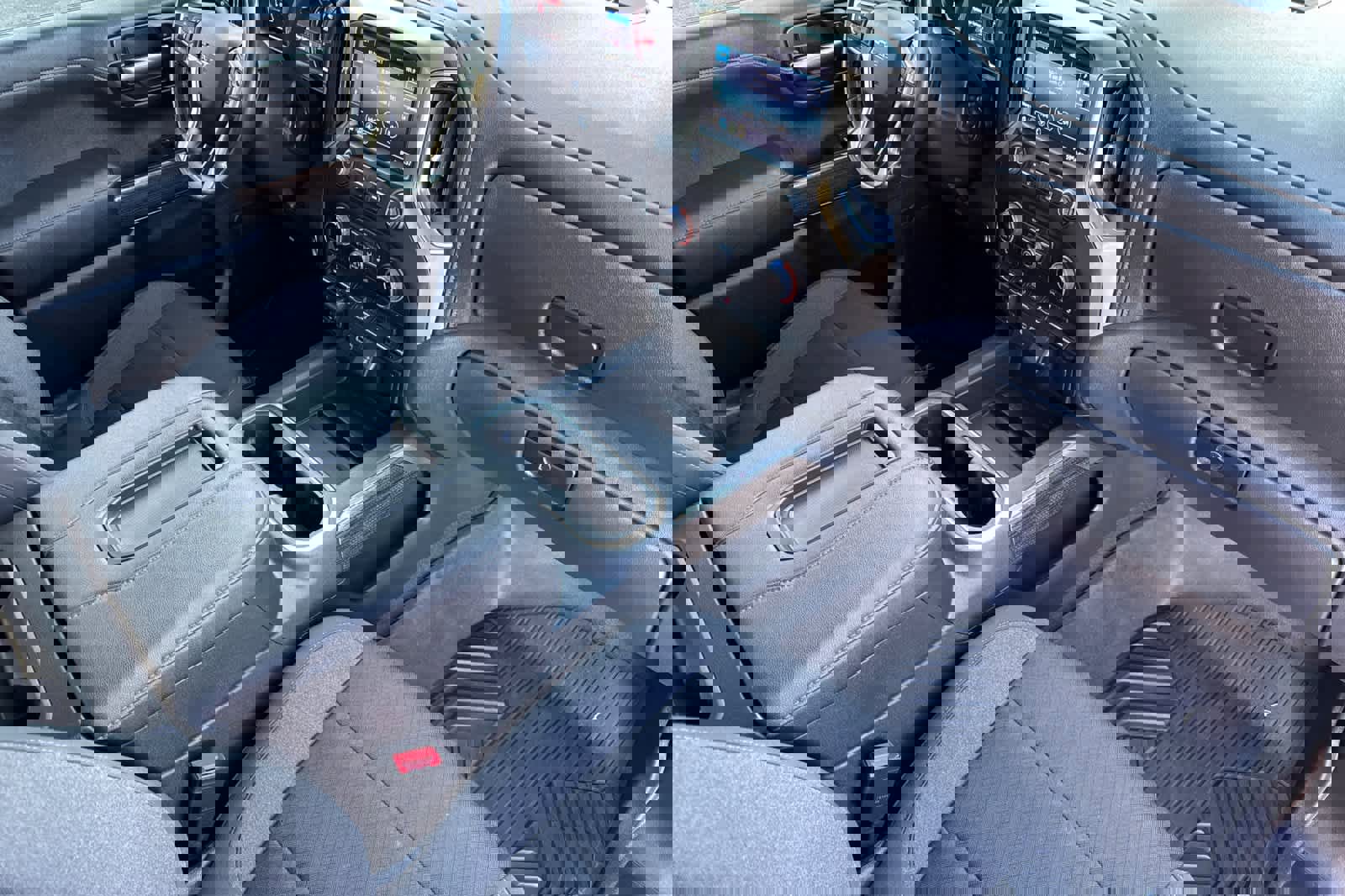 Used 2021 Chevrolet Silverado 1500 LT Trail Boss w/ Bed Protection Package image 15