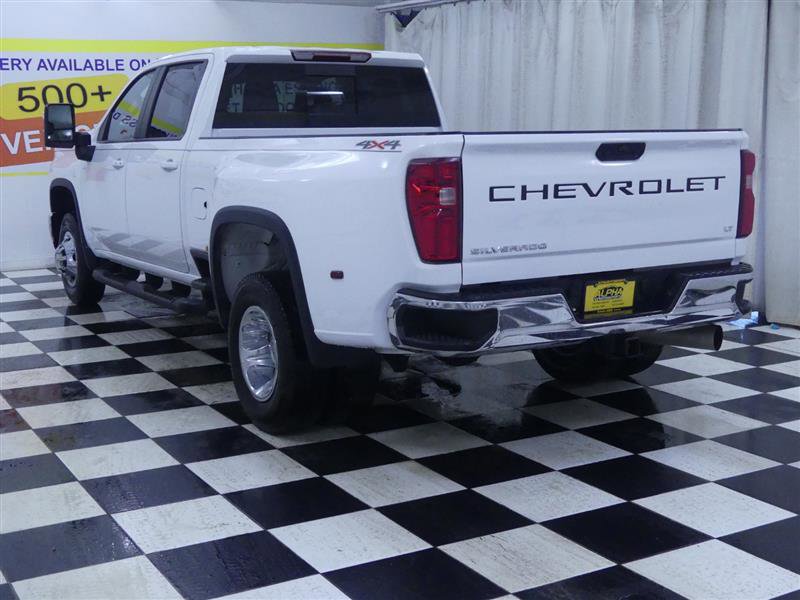Used 2025 Chevrolet Silverado 3500 LT image 5