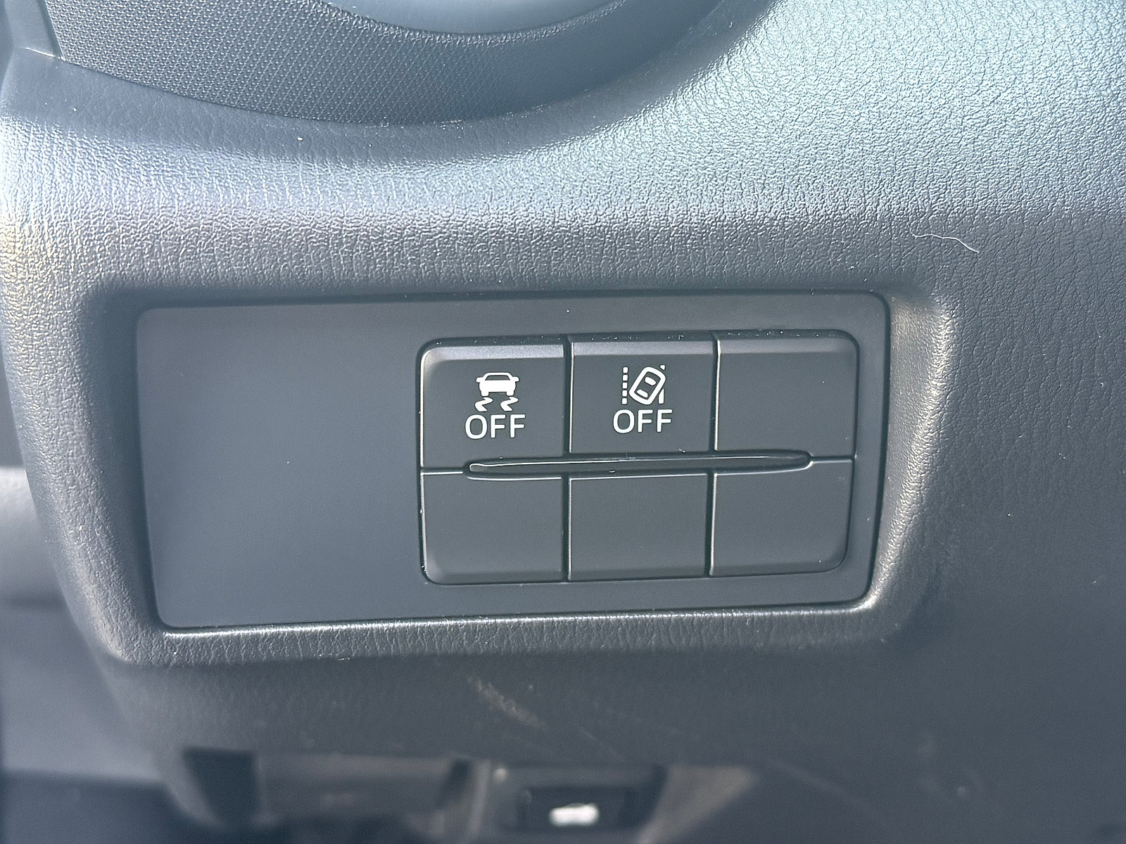 Used 2021 MAZDA MX-5 Miata RF Grand Touring image 17