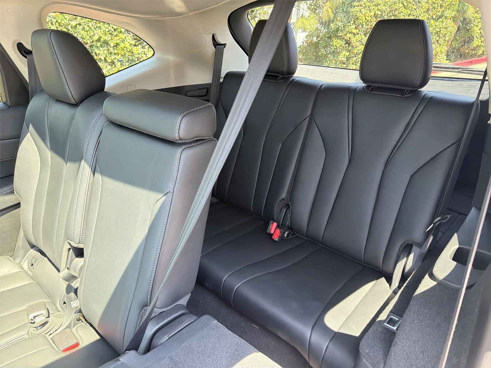 Certified 2023 Acura MDX w/ Technology Package FWD image 42