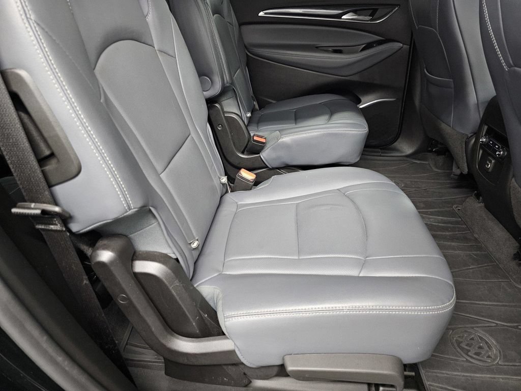 Used 2019 Buick Enclave Essence w/ LPO, Touring Package FWD image 24