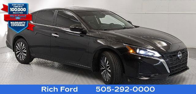 Used 2024 Nissan Altima 2.5 SV w/ SV Premium Package AWD/4WD image 1