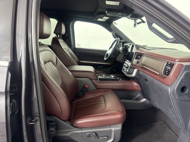 Used 2024 Ford Expedition Limited image 15