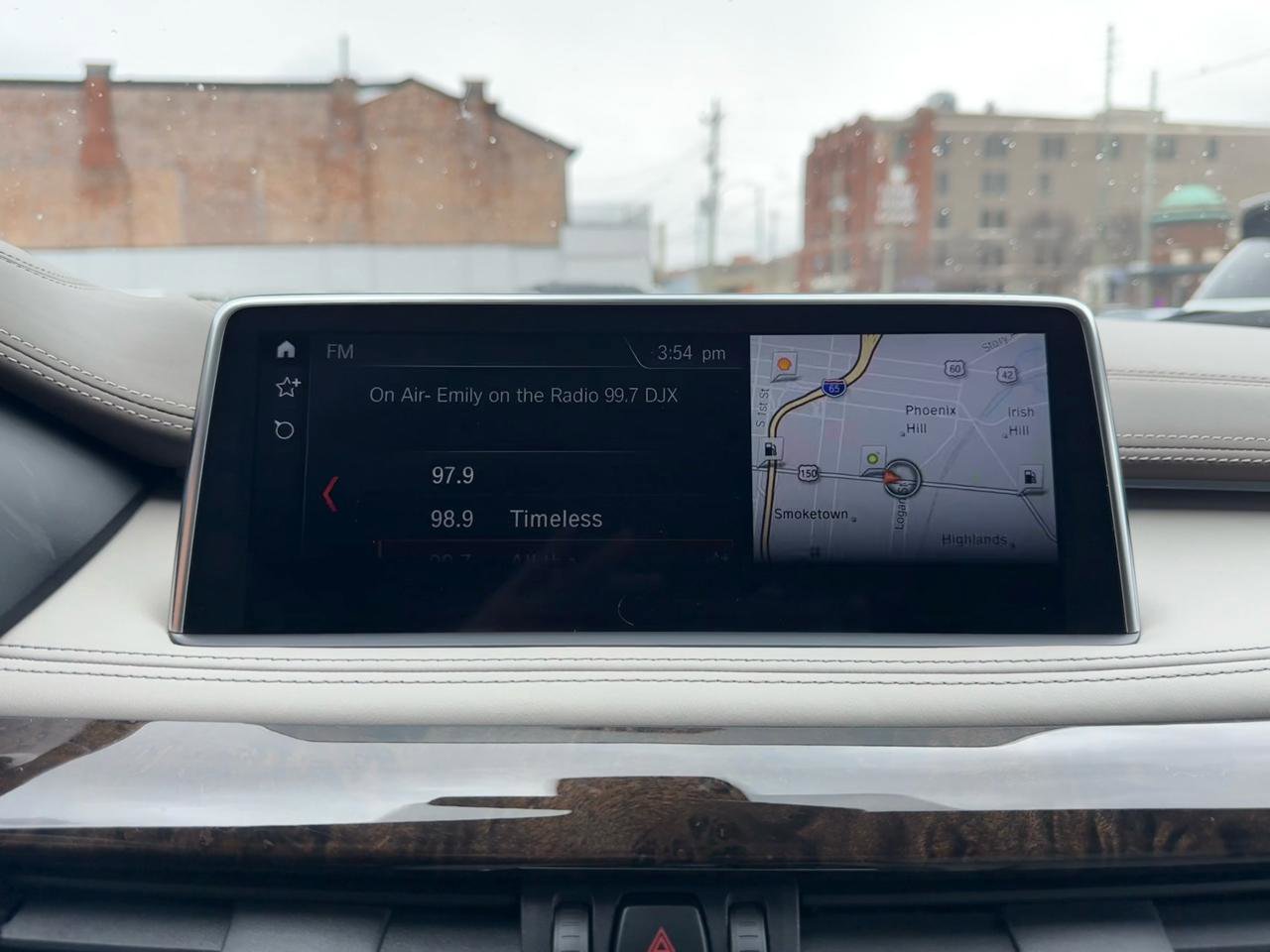 Used 2019 BMW X6 xDrive50i w/ Executive Package image 10