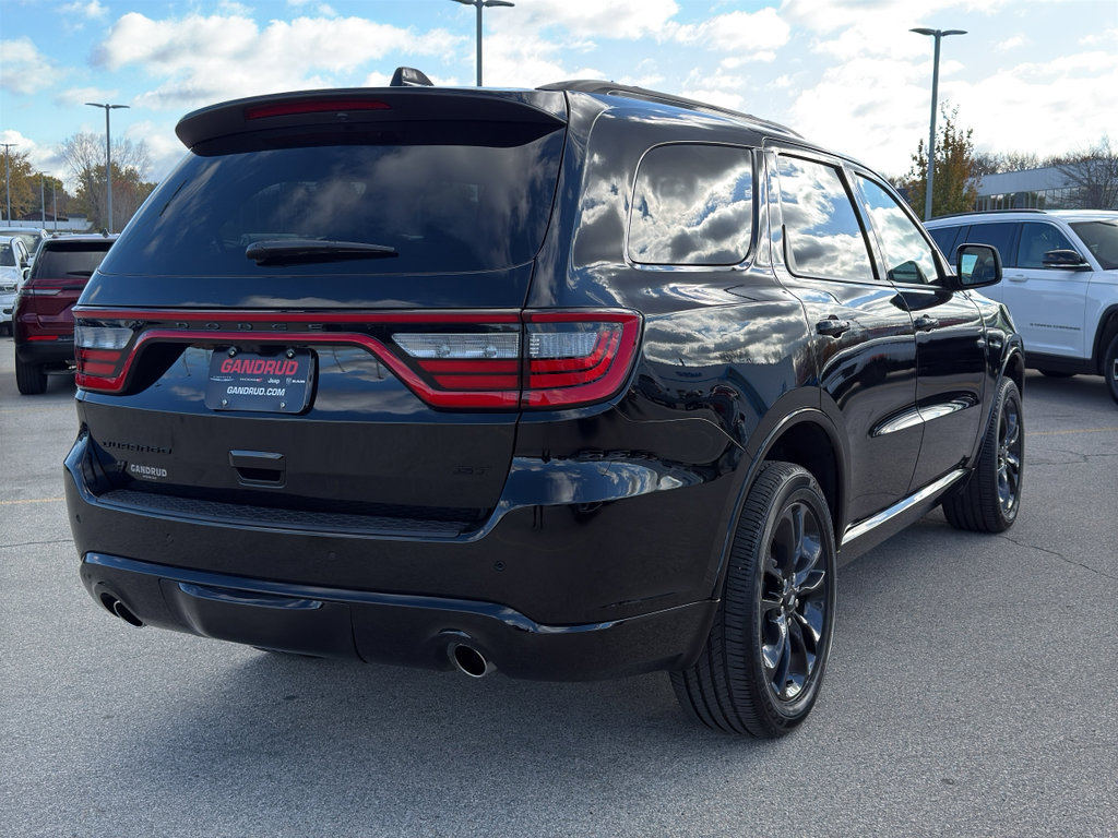 Used 2025 Dodge Durango GT w/ Blacktop Package image 5