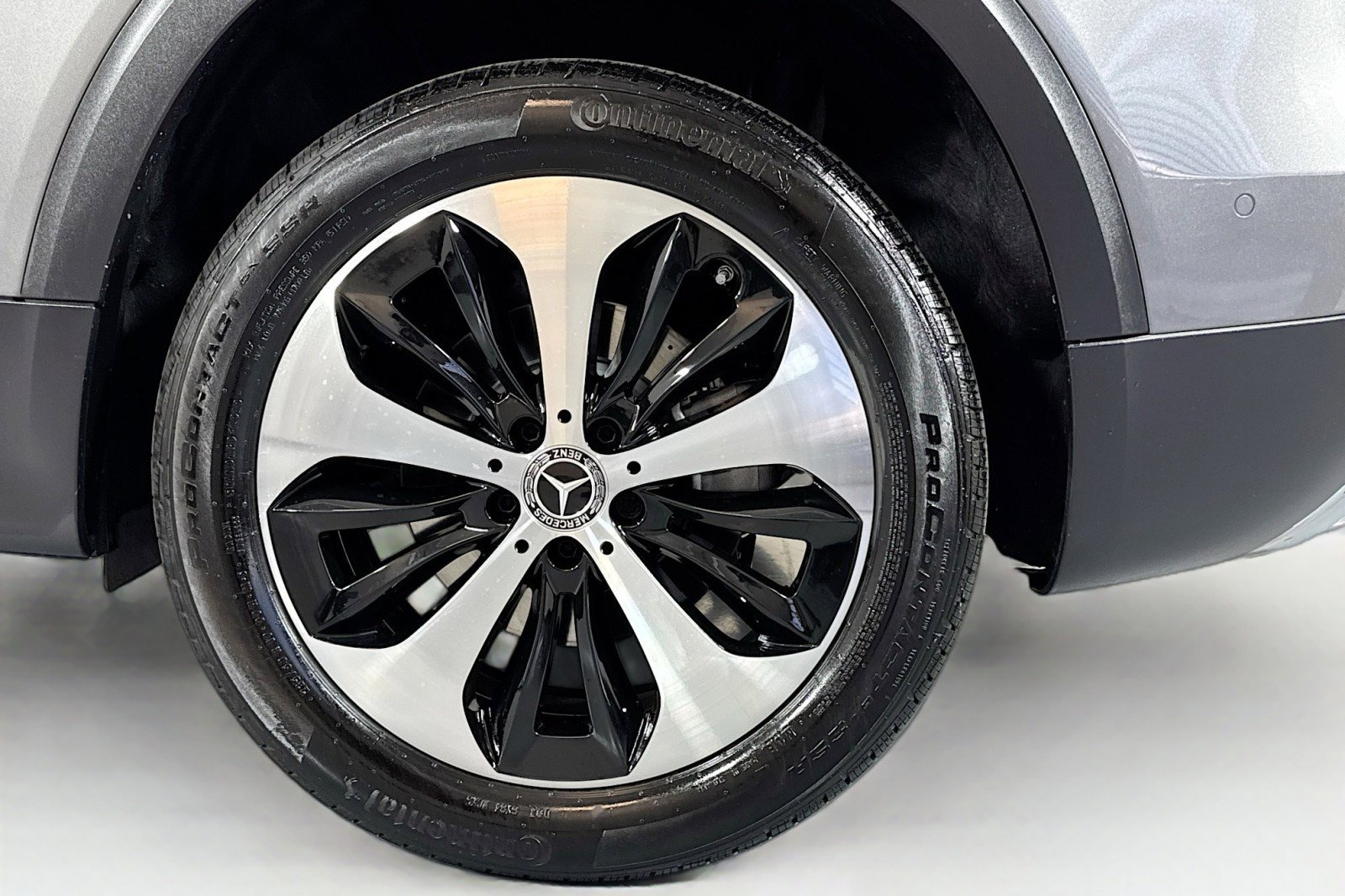 Certified 2025 Mercedes-Benz GLB 250 GLB 250 SUV image 30