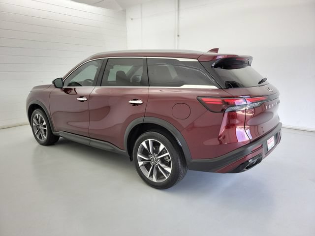 Used 2023 INFINITI QX60 Luxe FWD image 7
