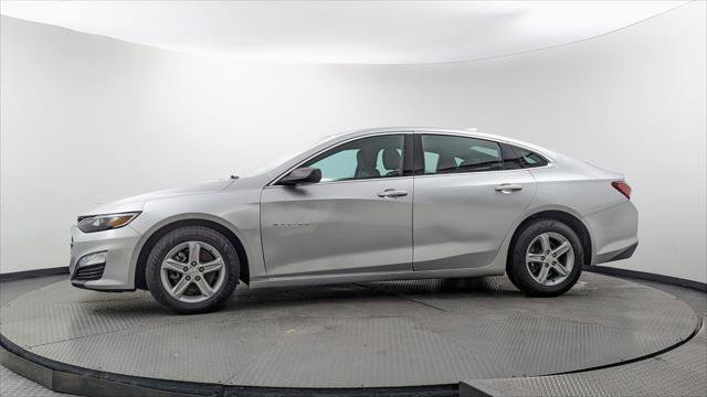 Used 2022 Chevrolet Malibu LT FWD image 3