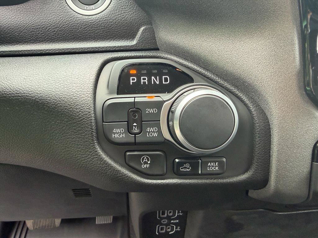 New 2026 RAM 1500 Classic Warlock AWD/4WD image 44
