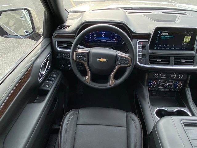 Used 2024 Chevrolet Tahoe High Country image 13