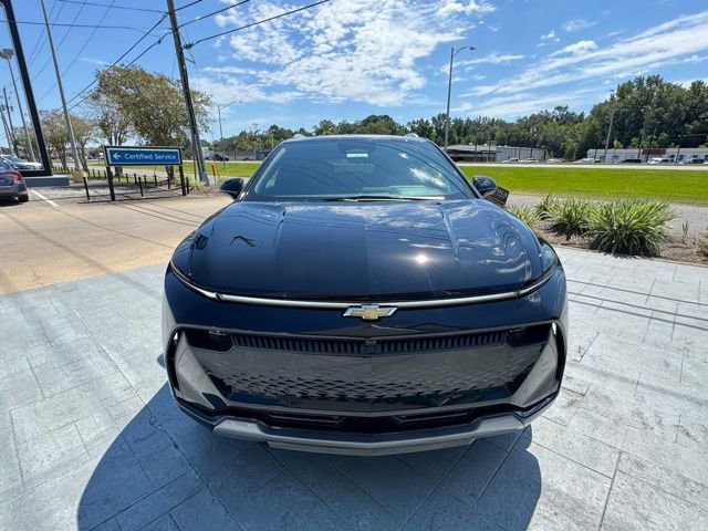 New 2025 Chevrolet Equinox EV LT w/ Convenience Package II image 2