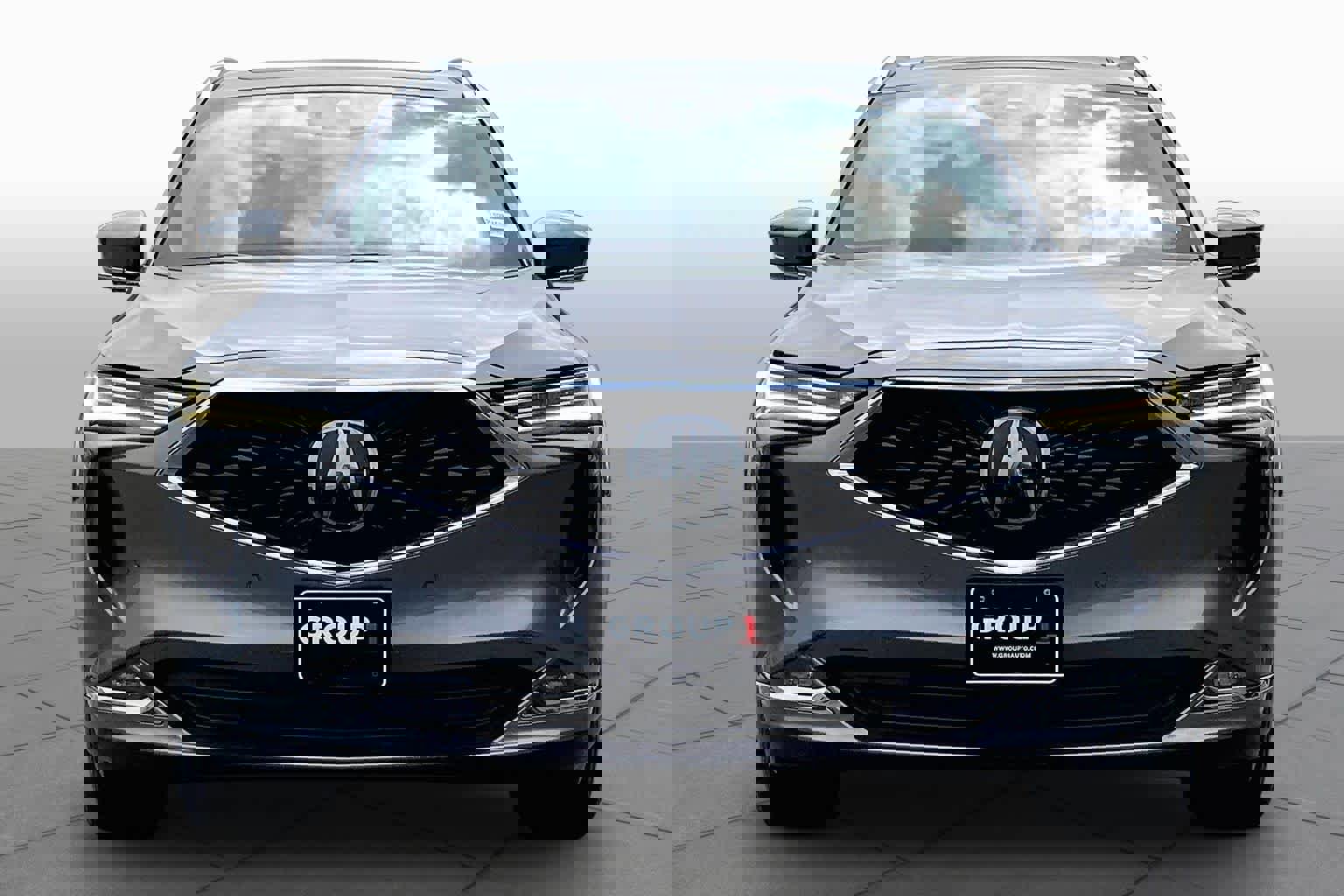 Used 2023 Acura MDX SH-AWD w/ Advance Package image 4