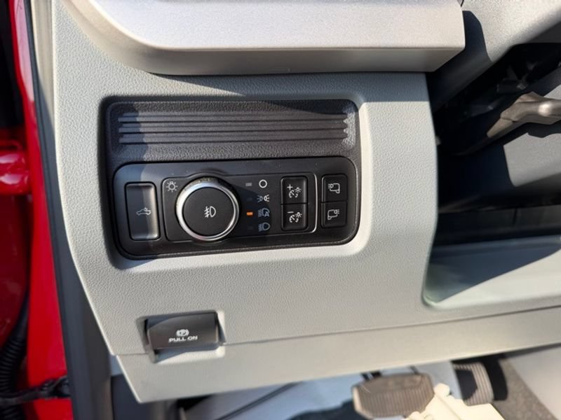 New 2026 Ford F350 XLT AWD/4WD image 15