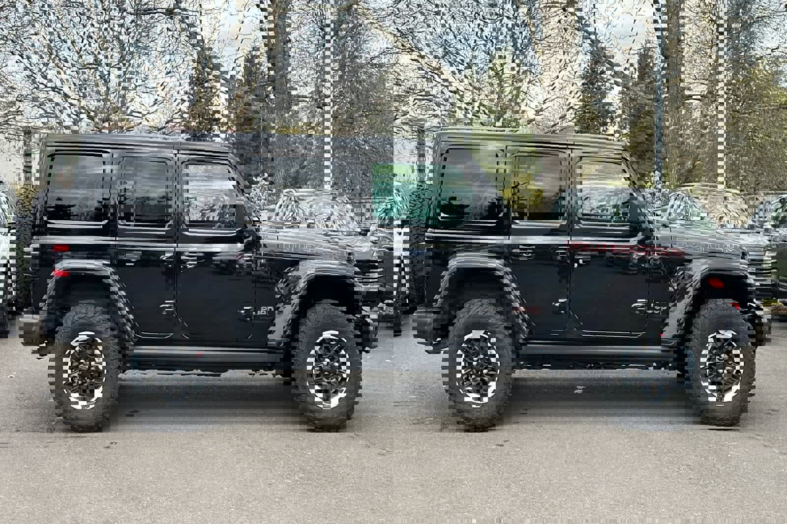 Used 2022 Jeep Wrangler Unlimited Rubicon w/ LED Lighting Group image 8