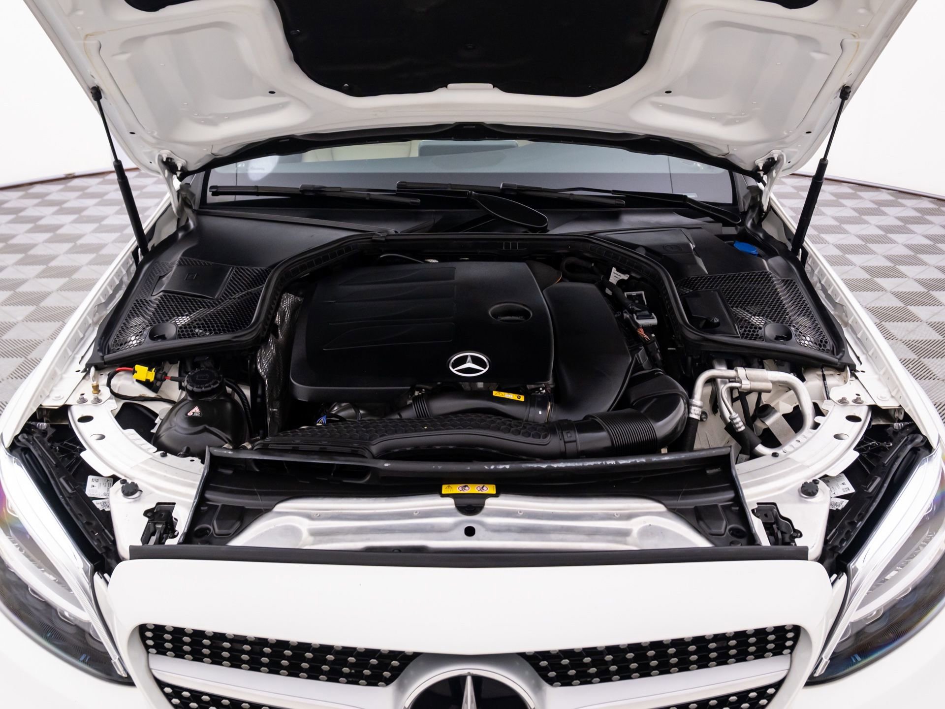 Used 2020 Mercedes-Benz C 300 C 300 image 31