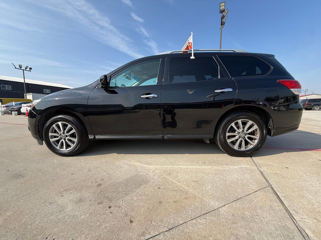 Used 2016 Nissan Pathfinder S