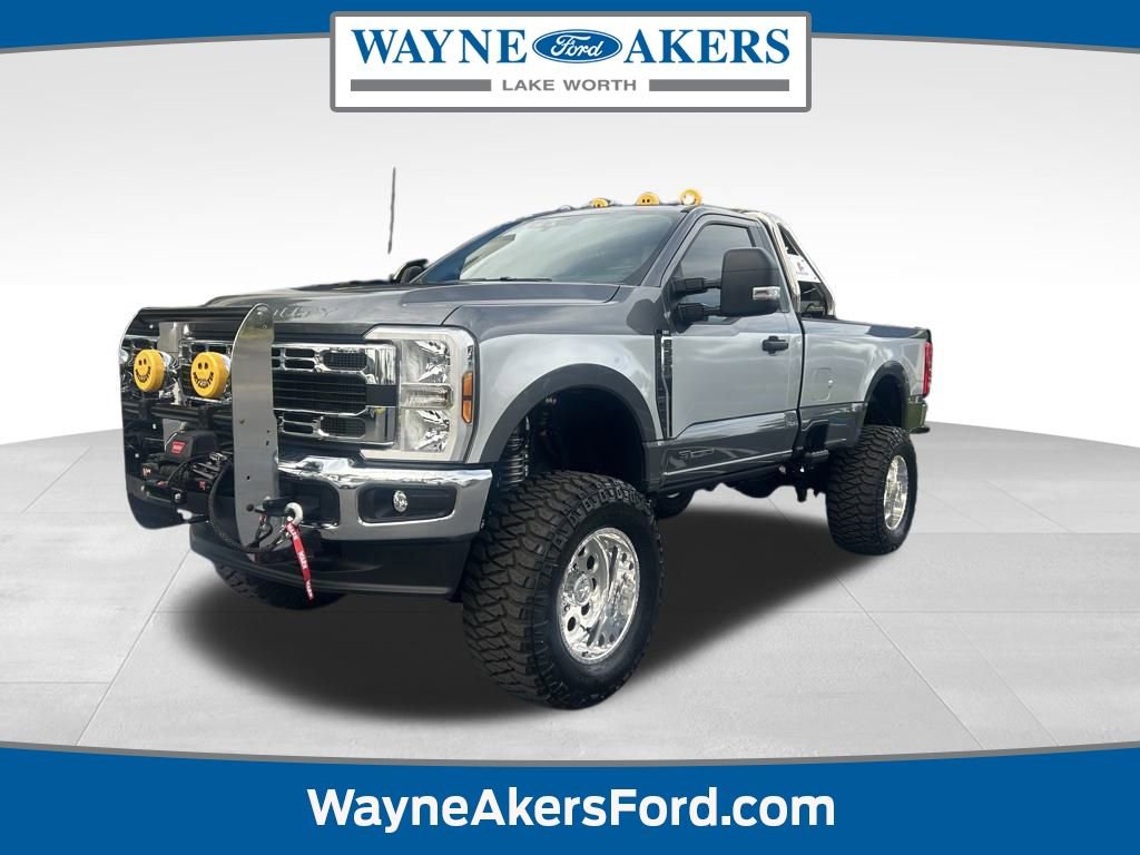 Used 2025 Ford F350 XLT w/ FX4 Off-Road Package