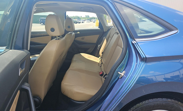 Used 2019 Volkswagen Jetta SEL FWD image 13